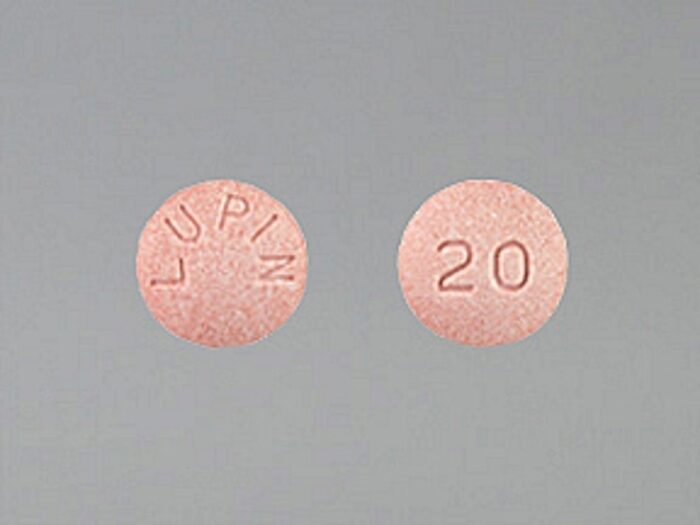 lisinopril 20 mg)
